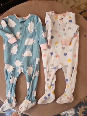 Carter's Lot Of 2 Fleece Zip Up Pajamas Footie Pjs